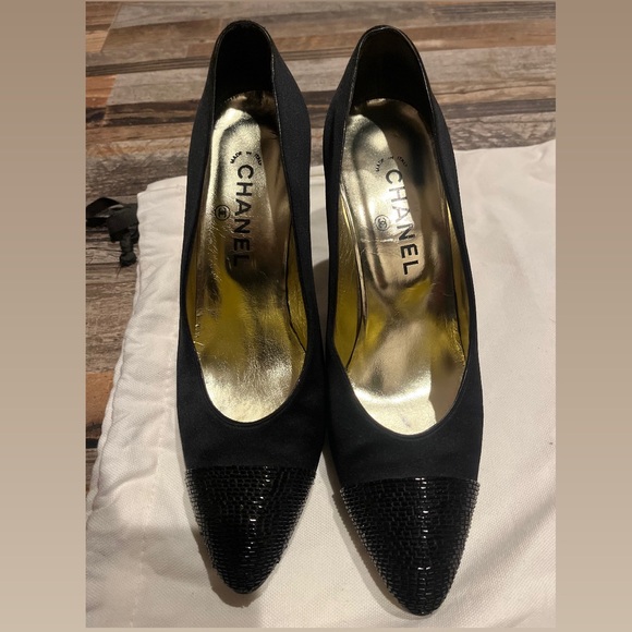 Vintage Chanel Beaded Pointed Toe Heel - Picture 1 of 3